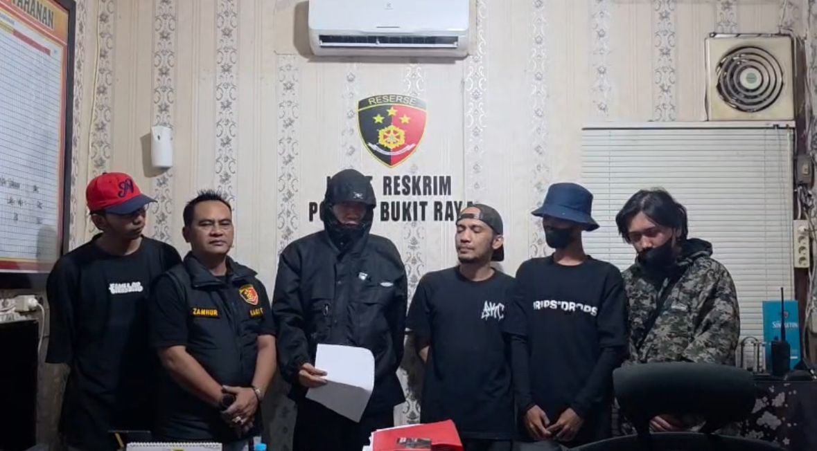 Vandalisme di Halte Transmetro Pekanbaru Viral, Polisi Jemput Penggiat Graffiti