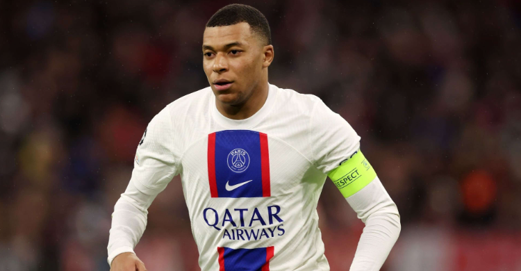 Real Madrid Rayu Mbbape Gaji Rp 2,2 Triliun