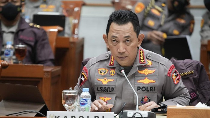 Kapolri Akan Copot Pejabat Mabes hingga Kapolda Terlibat Judi Online