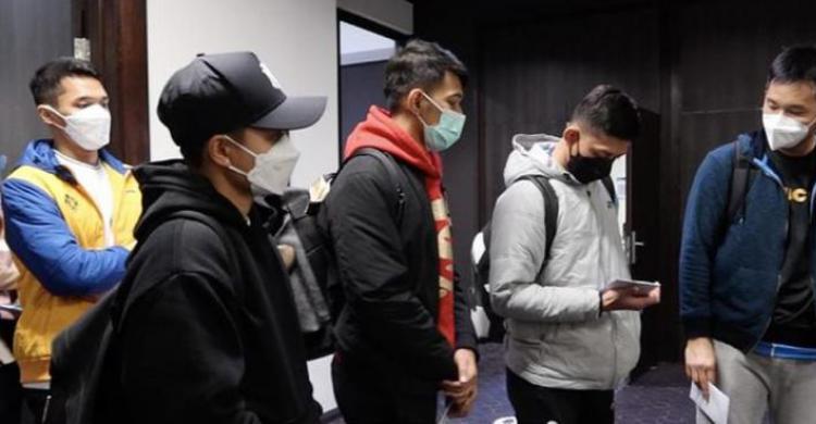 Usir Timnas Indonesia Dari All England Inggris, Linggis!!