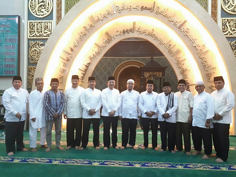 Hadiri Maulid Nabi di Masjid Ar-Rahman, Edy Sumardi : Mari Kita Teladani Sosok Nabi Muhammad