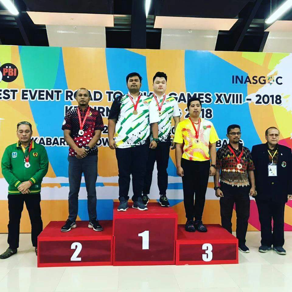 Tiga Pebowling Riau Naik Podium Bela Daerah Berbeda