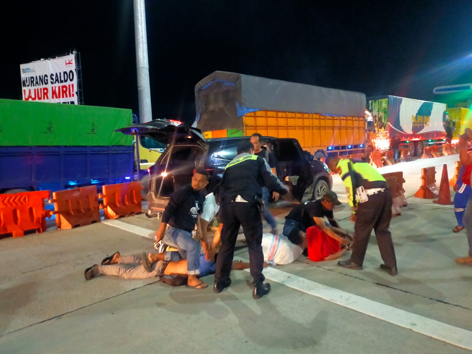 PJR Polda Riau Gagalkan Pengiriman 20 Kilo Sabu dan Ribuan Ekstasi Saat Melintas di Tol Permai