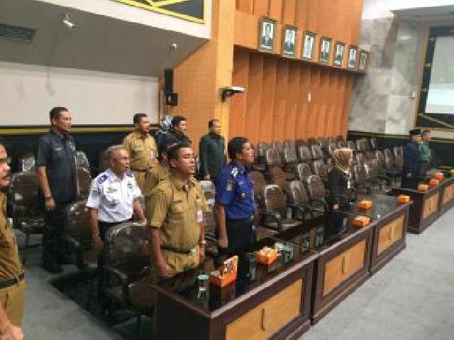 Duuuh... OPD Pemko Pekanbaru, Ramai-ramai Bolos Berjamaah di Sidang Paripurna