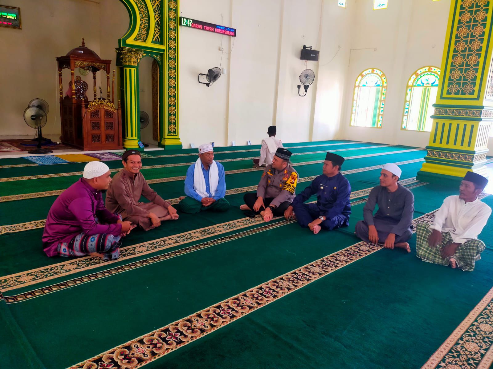 Polsek Kunto Darussalam Gelar Cooling System Menjelang Pilkada 2024 di Desa Pagaran Tapah