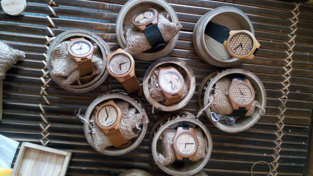 Uniknya Jam Tangan Bambu Bikinan Cimahi yang Laris di Luar Negeri