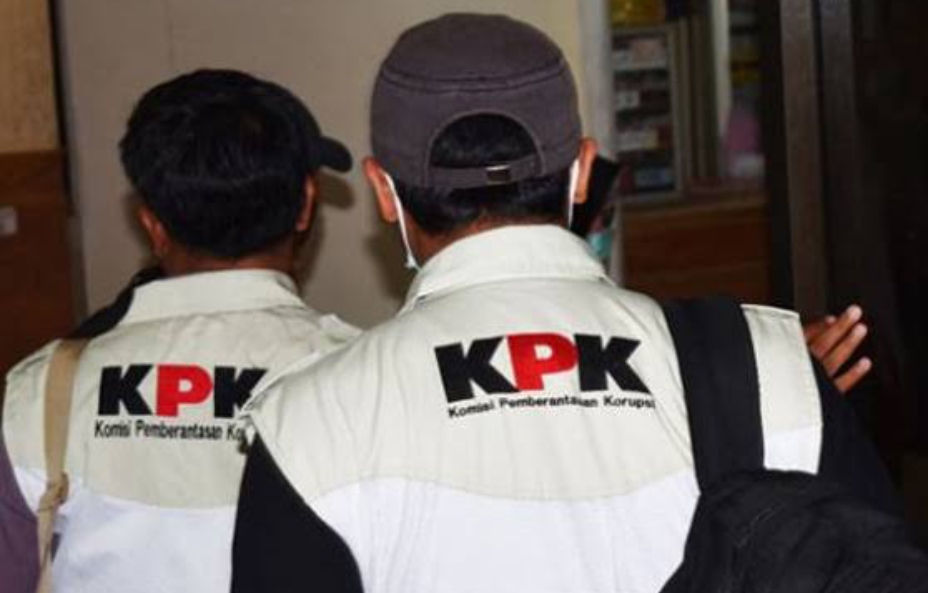 KPK Geledah Ruang Rektor Unri Terkait Dugaan Suap Calon Mahasiswa Baru