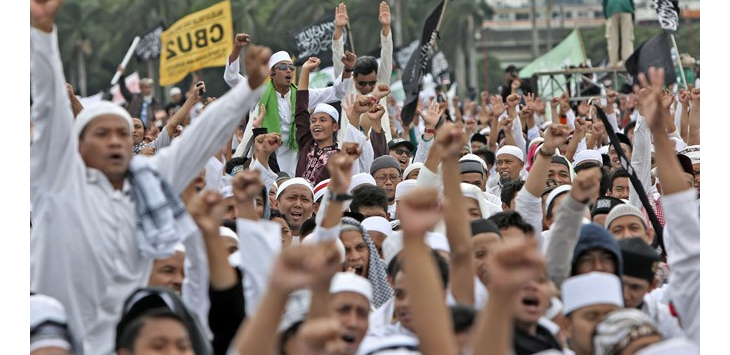 Hina Peserta Reuni 212 dengan Kata Kotor, Pemilik Akun Ini Diburu Umat