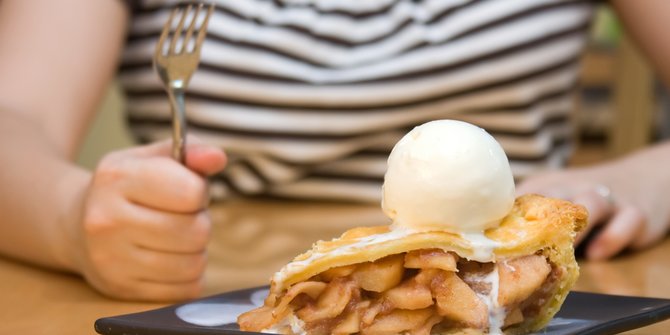 Enam Makanan dan Minuman yang Tidak Boleh Dikonsumsi Sebelum Tidur
