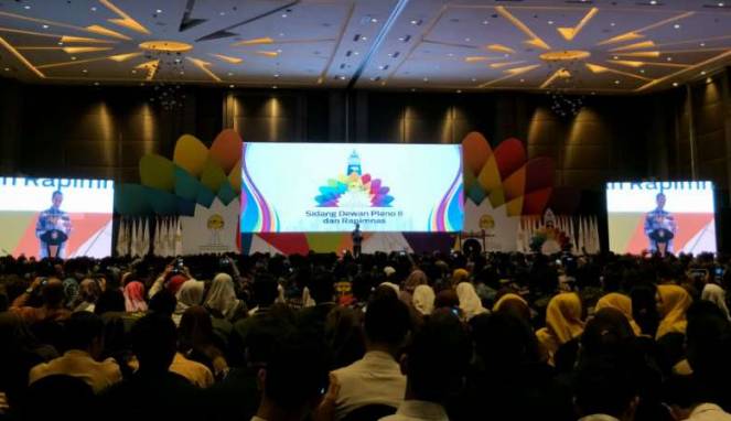 Jarang Ajak Pengusaha Lokal, Jokowi Dikritik di Acara Hipmi