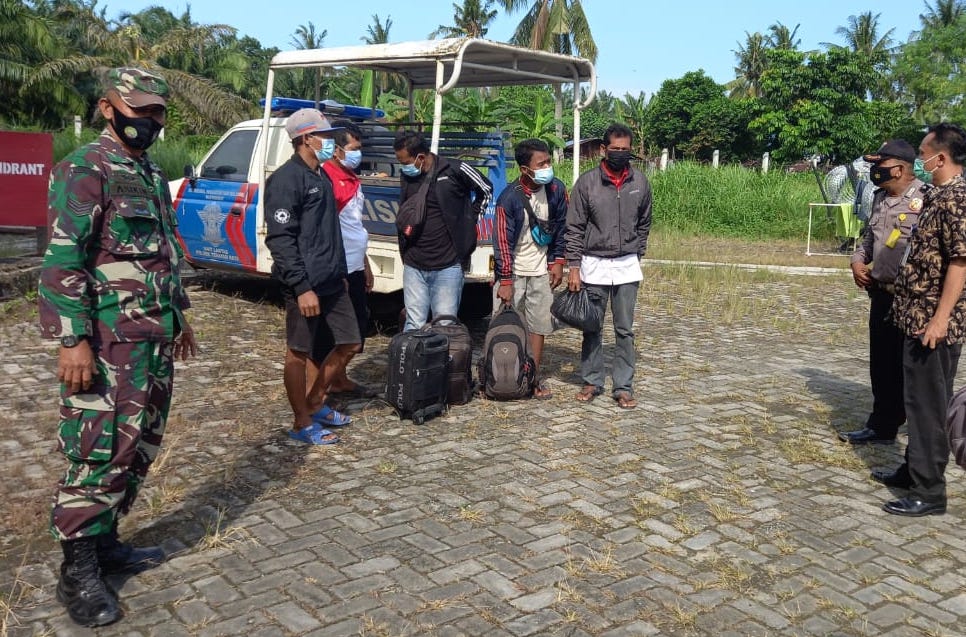 Cluster Baru Covid-19, Satgas Evakuasi 5 Pekerja dari Jateng ke Rusunawa Rejosari Pekanbaru