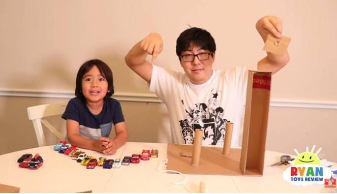 Jajal Mainan, Bocah 6 Tahun Sukses Raup Miliaran Rupiah