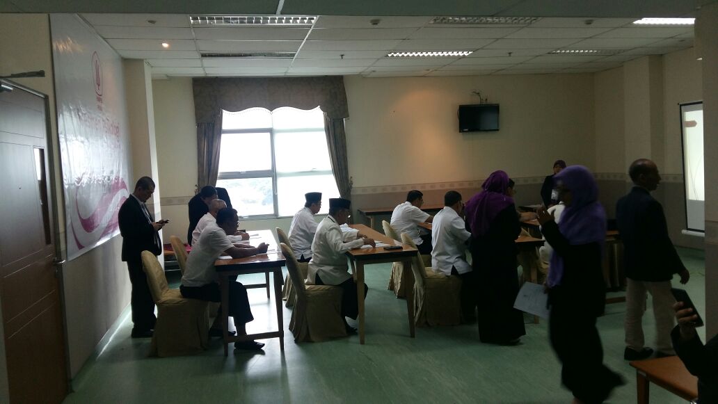 Paslon Gubri Riau Jalani Tes Psikologi dan Psikiatri, Syamsuar-Edy Kompak Pakai Peci