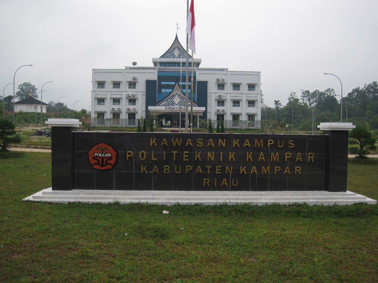 240 Anak Petani dari 15 Provinsi Lulus Beasiswa Sawit di Politeknik Kampar