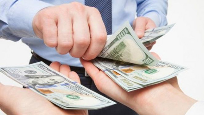 Orang Kaya Ini Beri Tip Pelayan Rp69 Juta, Padahal Dia Hanya Makan Rp2 Juta