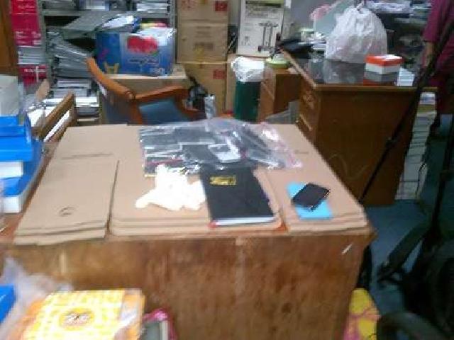 Geledah Ruang Sekretariat FPD, KPK Amankan Belasan Ponsel