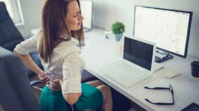 10 Bahaya Duduk Terlalu Lama