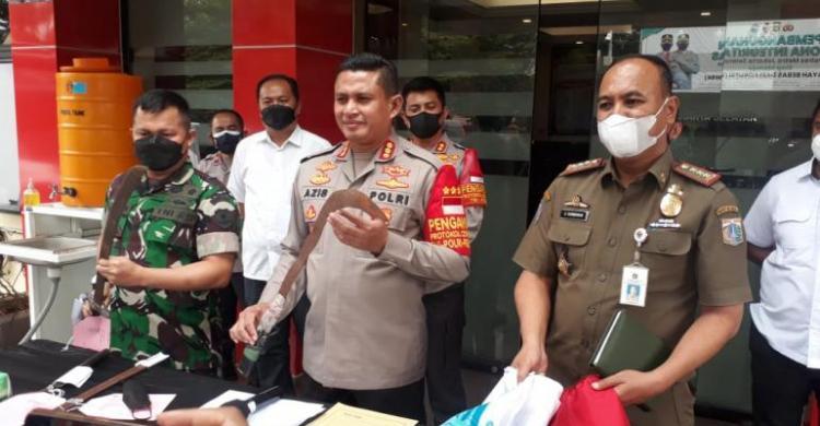 Bubarin Balap Liar, Polisi Dikeroyok Gerombolan Bermotor
