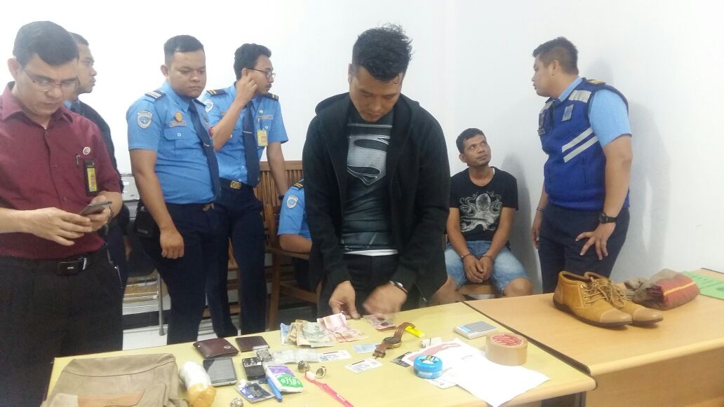 Calon Penumpang Pesawat Garuda di Bandara SSK II Pekanbaru Ketahuan Bawa Sabu