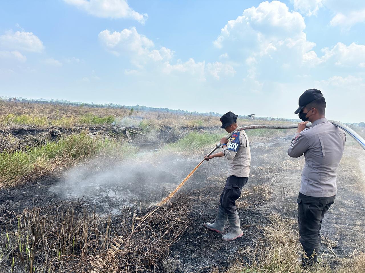 Personel Brimob Riau, Ipda Donald Junus Gugur saat Padamkan Karhutla di Rokan Hilir