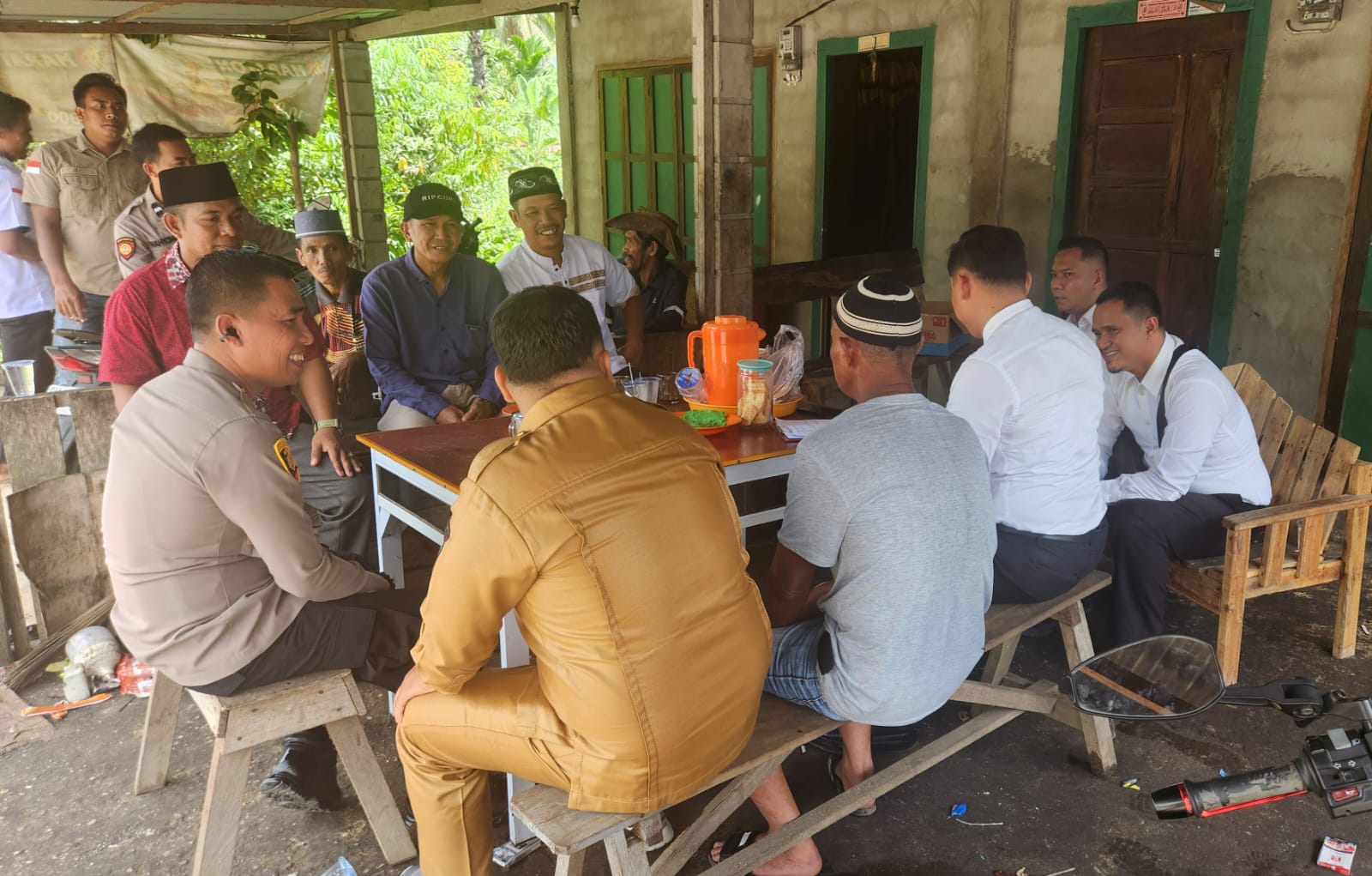 Kapolsek Kempas Ajak Tokoh Masyarakat Sukseskan Pesta Demokrasi