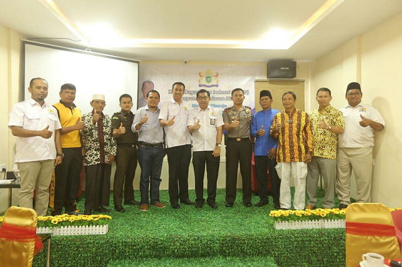 Coffe Morning Bersama Kadin, Sekda Ajak Bangun Perekonomian Meranti