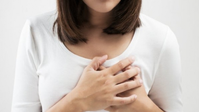 Waspada, Peremas Payudara Gentayangan Lagi di Jalan Desa