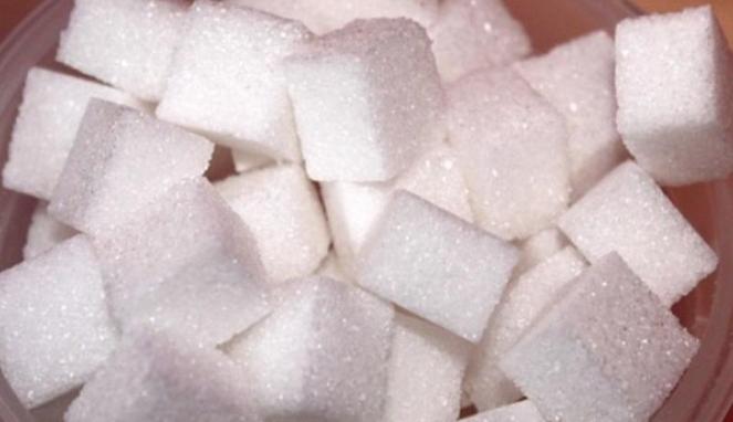 Cara Gampang Hilangkan Kerak Membandel pada Motor