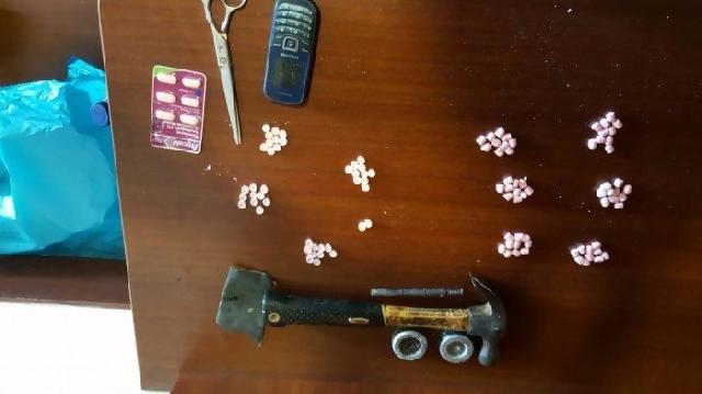 Polisi gerebek pabrik ekstasi di kos-kosan