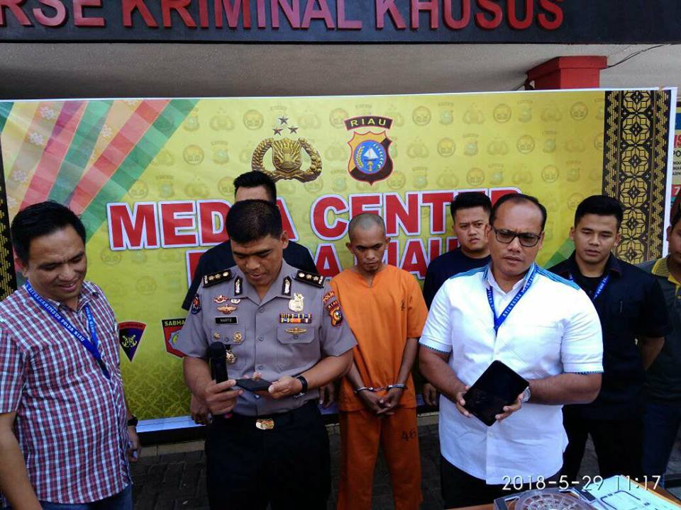 Bermodalkan Modem, Pria Tamatan SD ini Perdaya Para Korbannya, Satu Bulan Hasilkan Rp.15 Juta