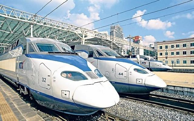 Jakarta-Surabaya dimungkinkan dilayani kereta cepat