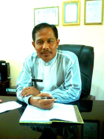 Profil Kepala SMAN 5 Pekanbaru