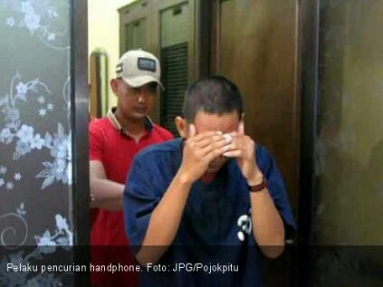 Astaga! Demi Kado Pacar, Nekat Curi i-Phone Sahabat Sendiri