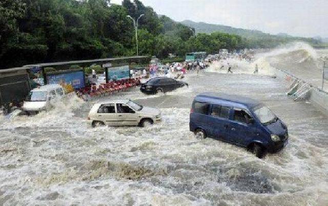 Banjir Bandang Terjang Kuansing Akibat Gundulnya Hutan