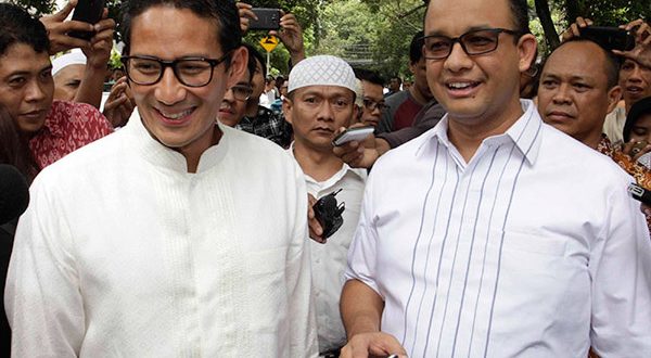 Hari Ini, Anies-Sandi Jadi Gubernur dan Wagub DKI Jakarta