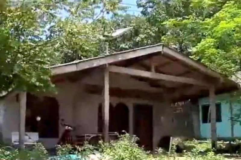 Ya Ampun! Remaja ini Mengaku Diperkosa Lebih dari 40 Pria di Desanya