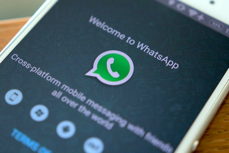 Layanan Kirim Uang Via WhatsApp Harus Kantongi Izin BI