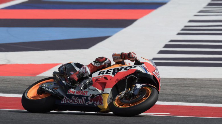 Marc Marquez Asapi Duo Ducati, Berikut Hasil MotoGP San Marino 2017
