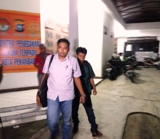 Ingin Tambahkan Bukti Pelanggaran Pilkada Pekanbaru, Kantor Panwaslu Tiba-tiba Kosong