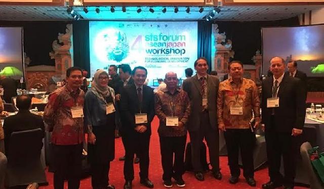 Bupati Perkenalkan Techno Park di STS Forum