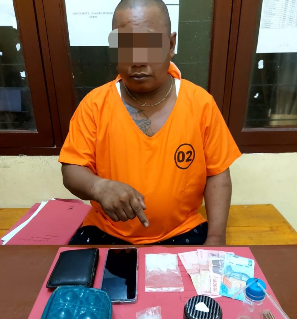 Kerap Transaksi di Rumah, Pengedar Sabu Diringkus Polsek Kampar Kiri Hilir   