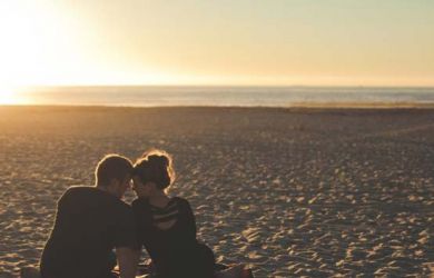 Sudah Sah Dalam Agama, Puasa Suami Istri Juga Bisa Batal Karena Hal Ini Loh