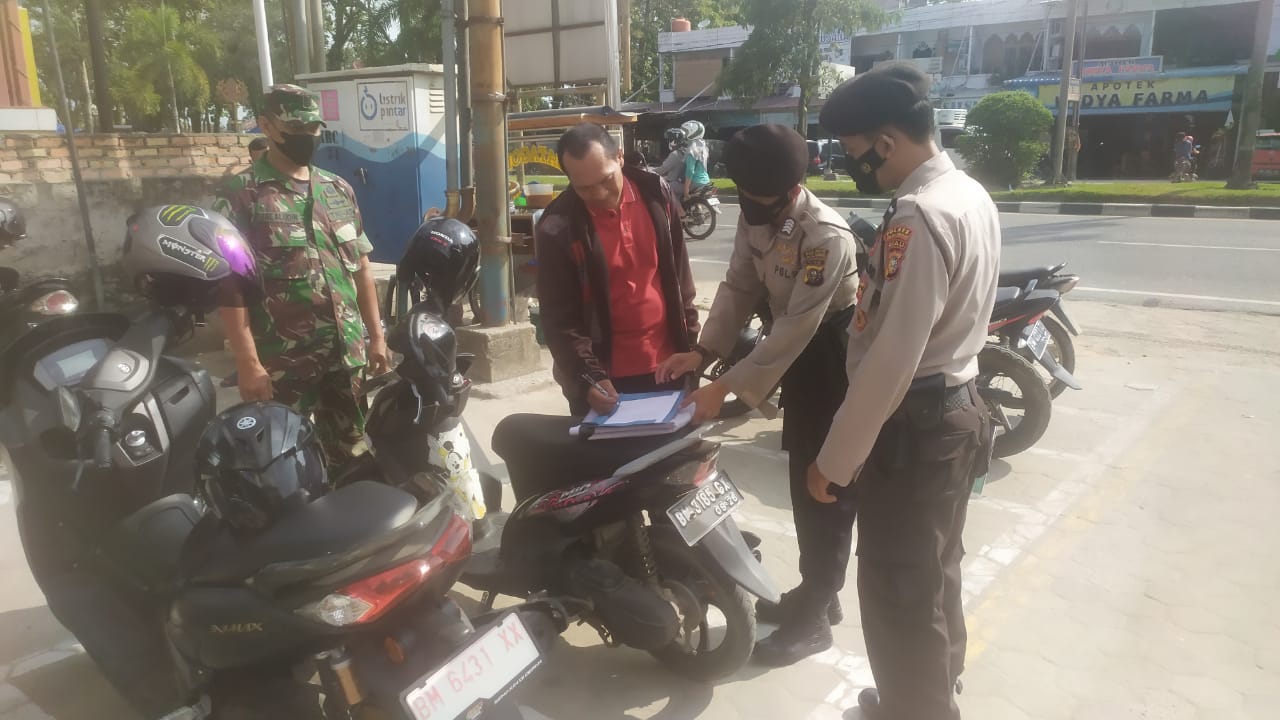 Lakukan Operasi Yustisi, Polsek Pangkalan Kerinci Dapati Pelanggar Prokes