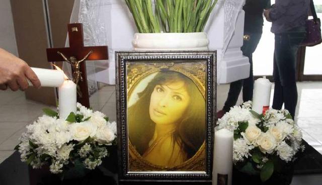 Kisruh Prosesi Pemakaman Yana Zein