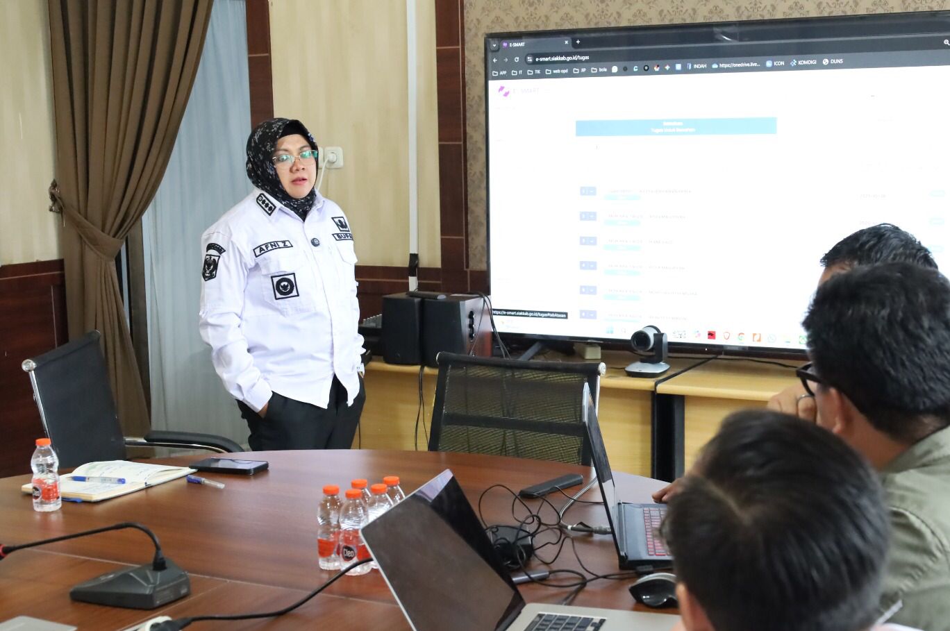 Tagihan Listrik Pemkab Siak Capai Rp70 Miliar, Bupati Ingatkan ASN Berhemat