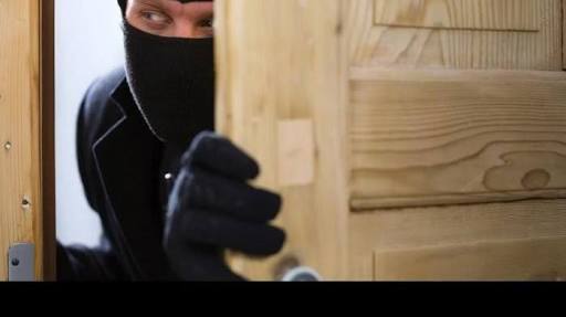 Tepergok Mencuri, Remaja Ini Malah Dihukum Ngopi dan Merokok