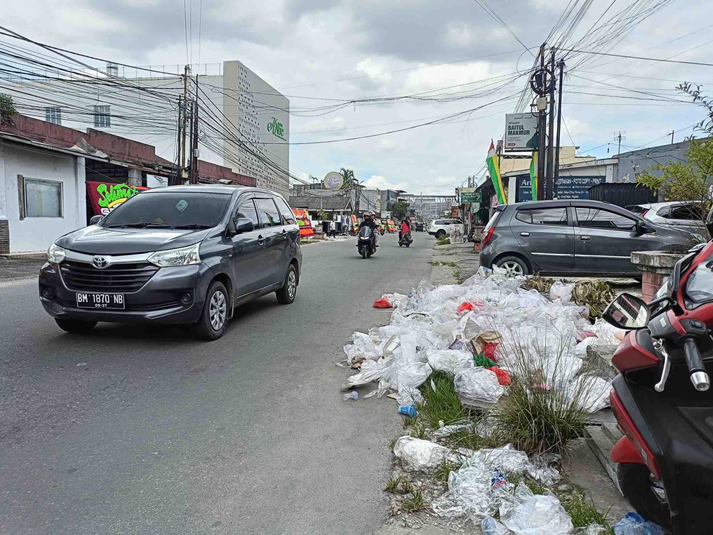 Pengangkutan Sampah PT. EPP Bermasalah Akibat Tak Bayar Pekerja, Pemko Pekanbaru Kaji Pemutusan Kontrak