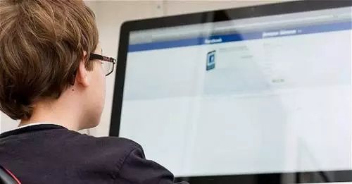 Facebook dan Instagram Larang Pengguna di Bawah 13 Tahun