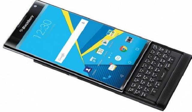 Blackberry Tetap Kembangkan BB 10 dengan Keyboard Fisik