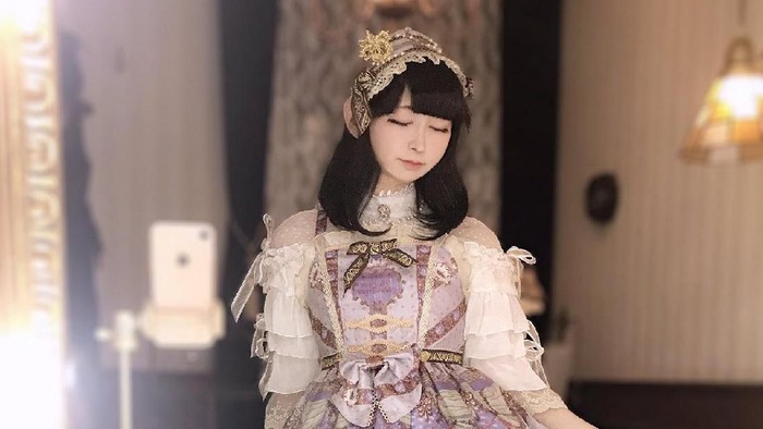 Nggak Nyangka, Wanita Muda Jepang Ini Ternyata Pria Berusia 43 Tahun